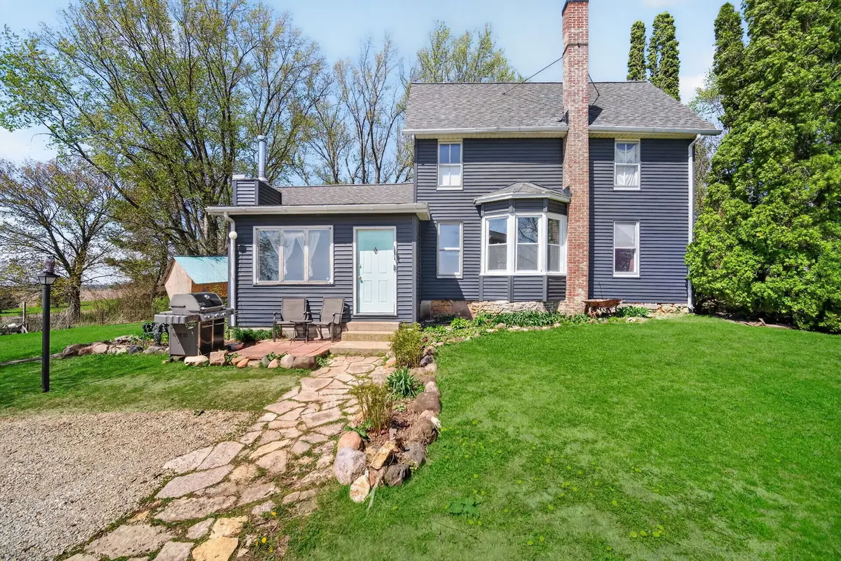 13730 Center Road, Durand, IL 61024 - #1