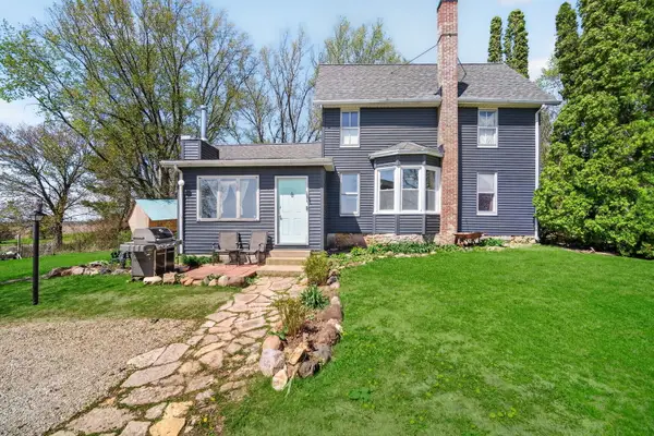 13730 Center Road, Durand, IL 61024