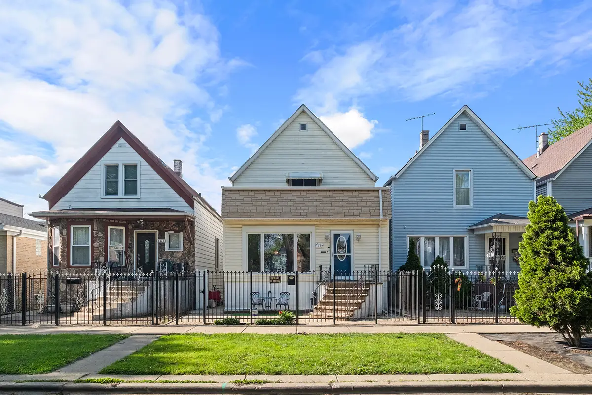 4317 W Shakespeare Avenue, Chicago, IL 60639 - #1