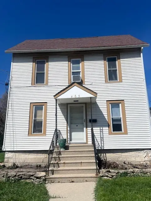 465 E State Street, Sycamore, IL 60178 - #1