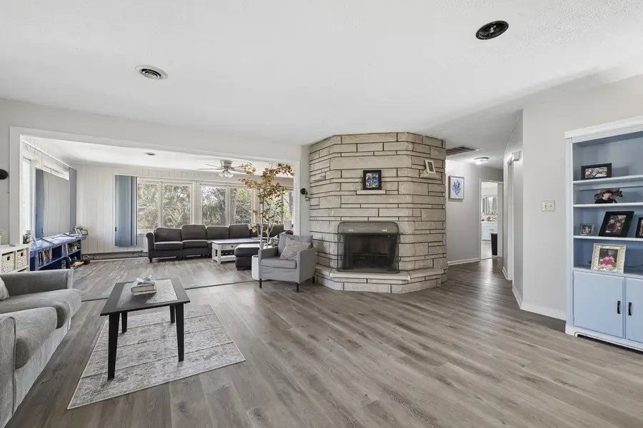 Address Withheld By Seller, Custer Park, IL 60481 - #3