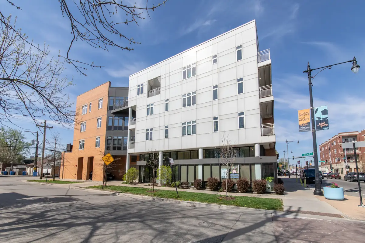 4770 N Manor Avenue N #404, Chicago, IL 60625 - #1