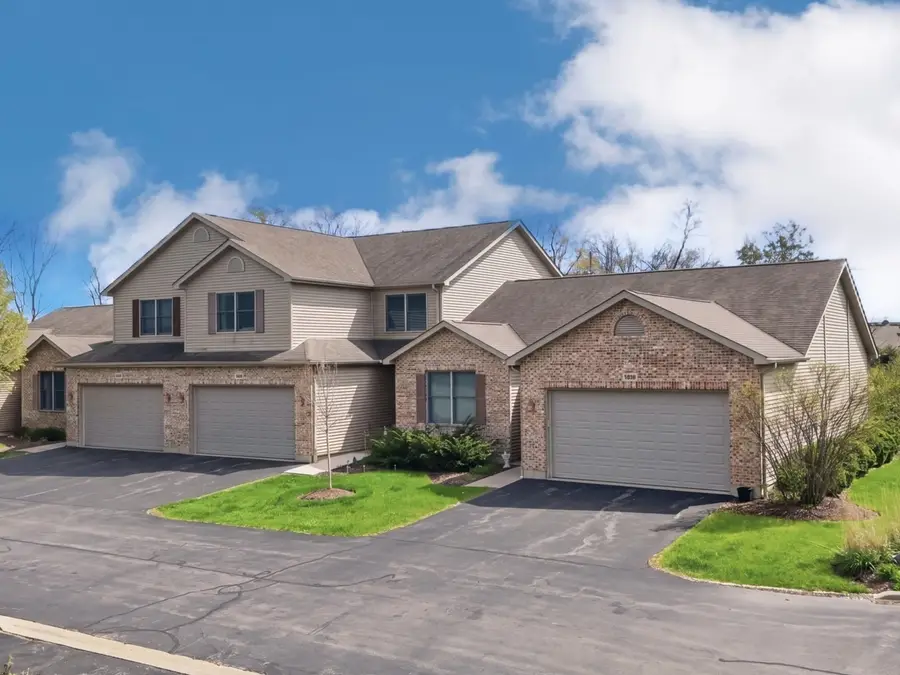 1462 Ridge Drive, Sycamore, IL 60178 - #2