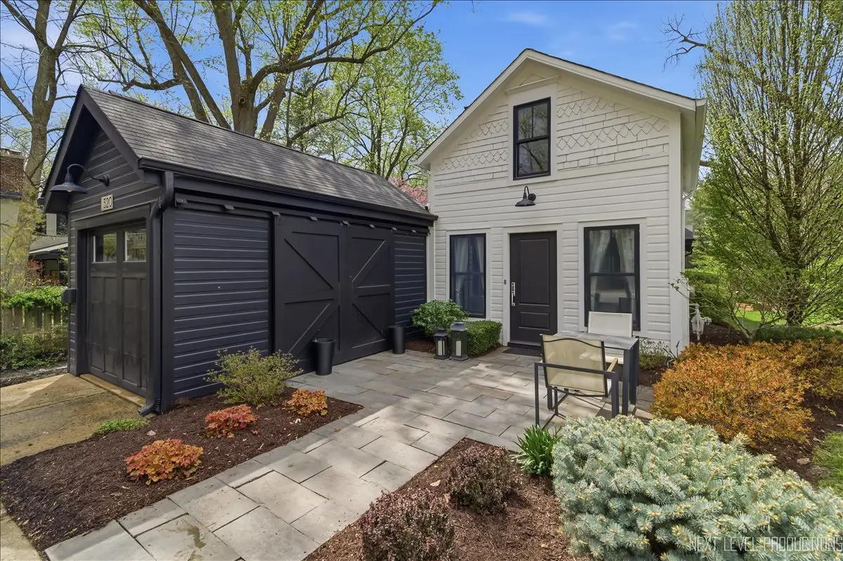 320 S 6th Street, Geneva, IL 60134 - #1