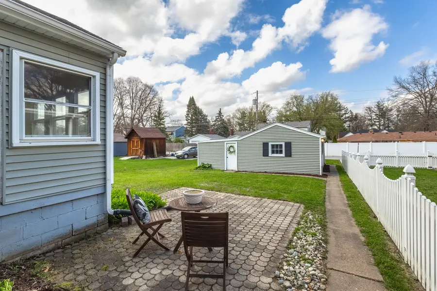 2740 E High Street, Davenport, IA 52803 - #3