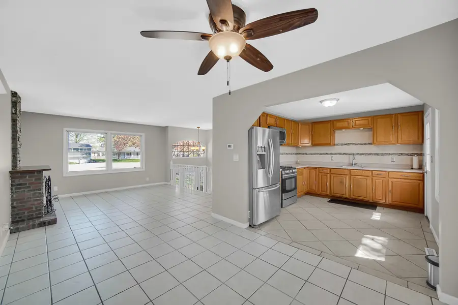 11 Shell Court, Oswego, IL 60543 - #3