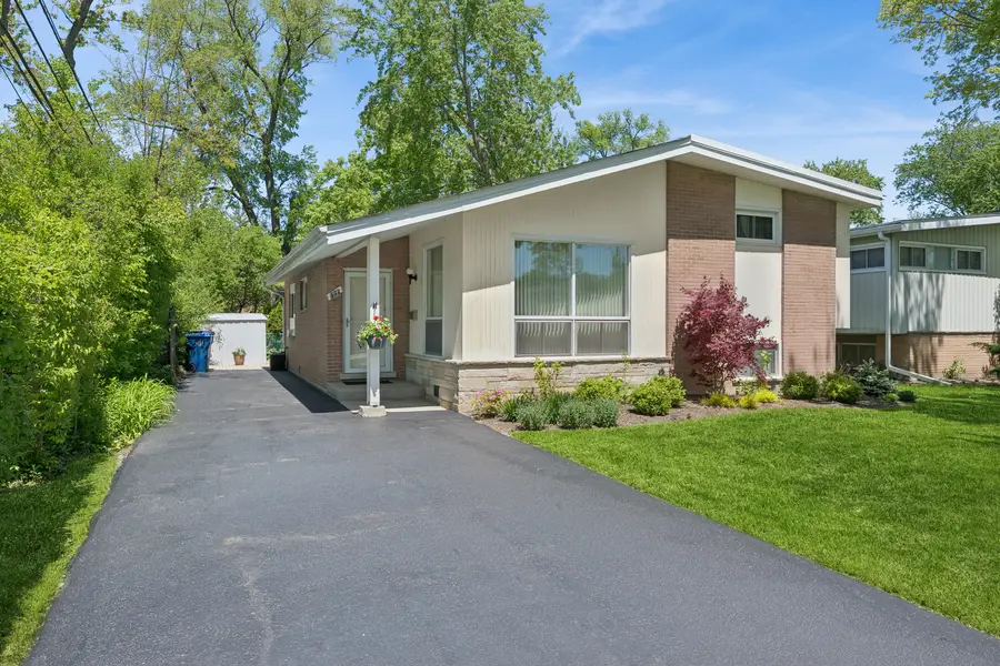 334 Southgate Drive, Northbrook, IL 60062 - #2