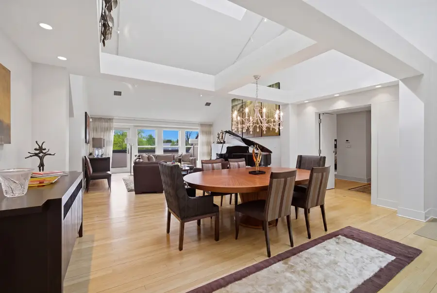 260 Whistler Road #2BC, Highland Park, IL 60035 - #2