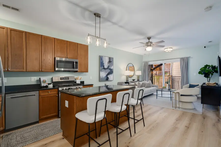 2720 W Cortland Street #105, Chicago, IL 60647 - #3