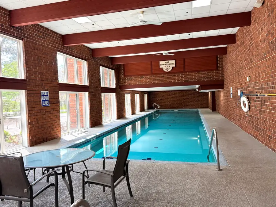 1 Bloomingdale Place #103, Bloomingdale, IL 60108 - #3