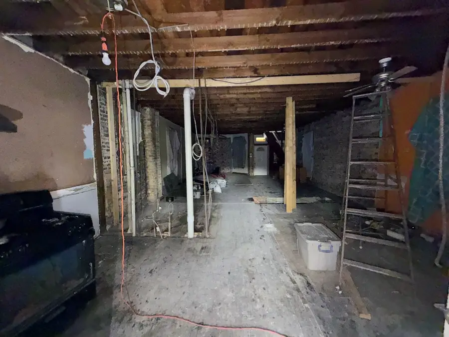 2416 N Linden Place, Chicago, IL 60647 - #3