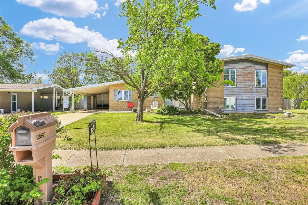 1520 S Pointe Drive, Rantoul, IL 61866 - #1