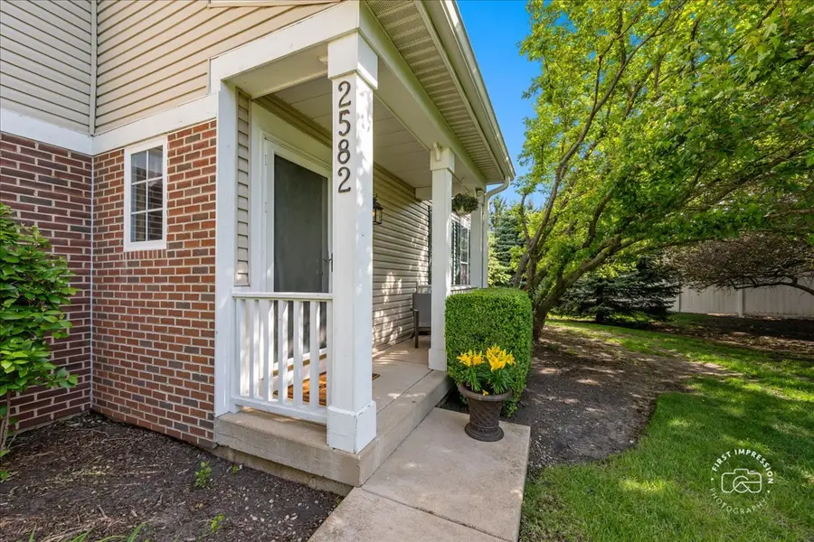 2582 Lorraine Circle #2582, Geneva, IL 60134 - #3