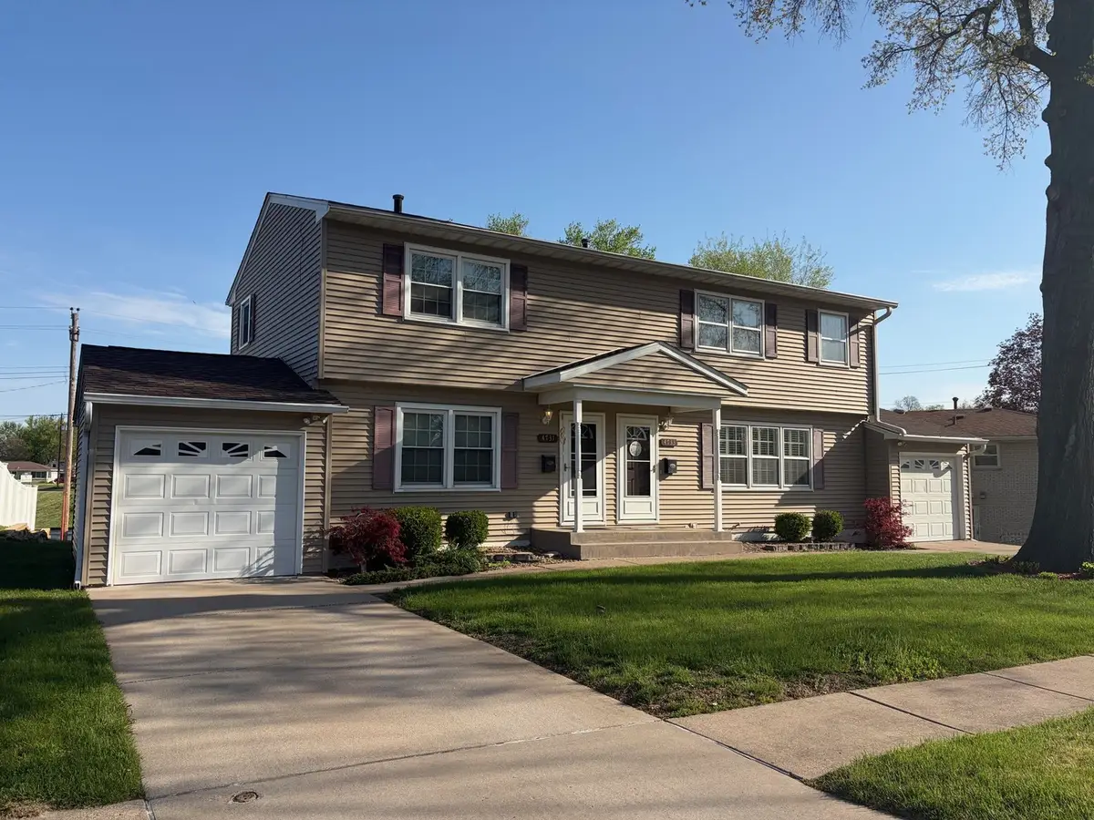 4731 18 Ave Ct Avenue, Moline, IL 61265 - #1