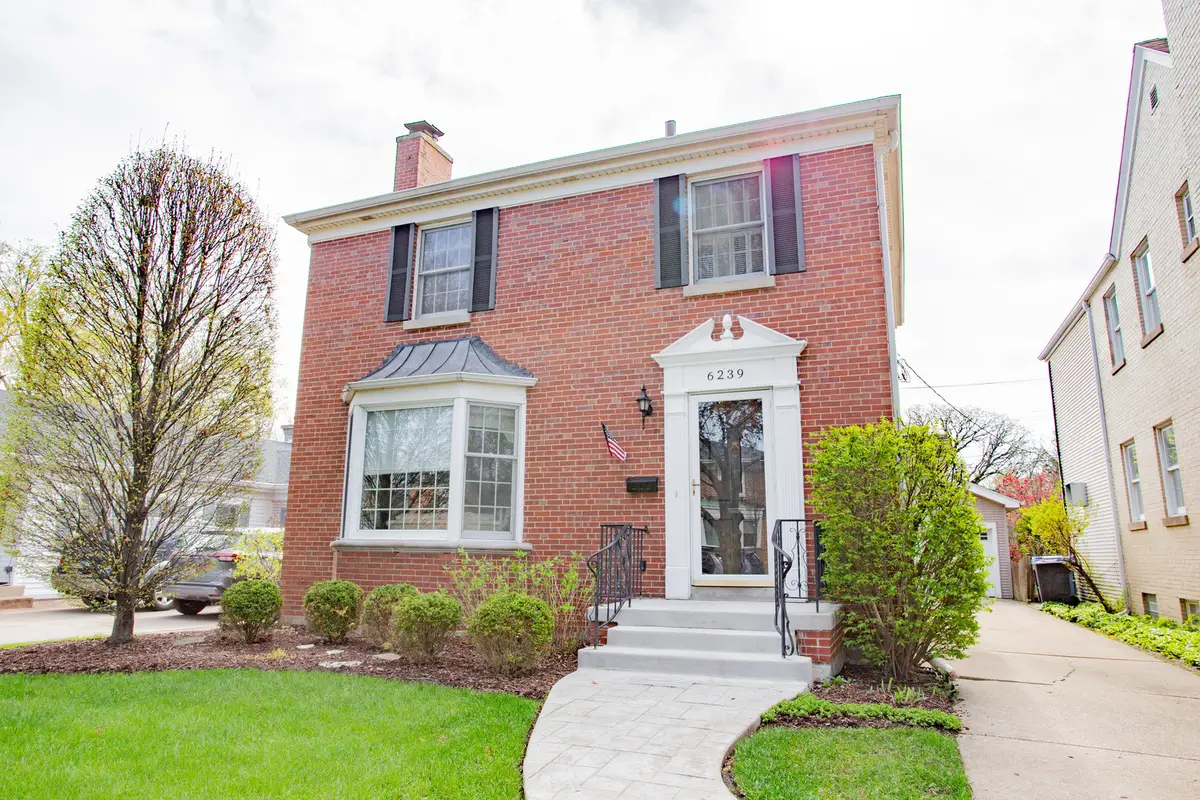 6239 N Lenox Avenue, Chicago, IL 60646 - #1