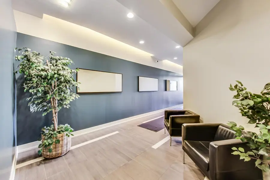 3201 W Leland Avenue #212, Chicago, IL 60625 - #3