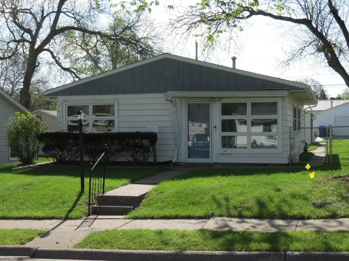 2871 Northhaven Road, Davenport, IA 52804 - #1