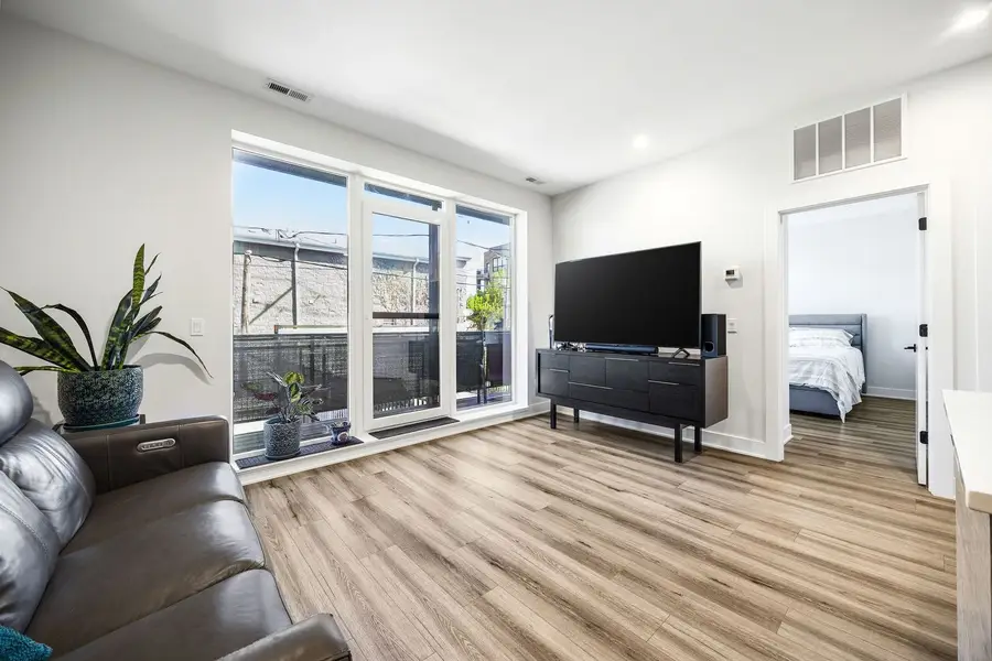 35 S Hoyne Avenue #1B, Chicago, IL 60612 - #2