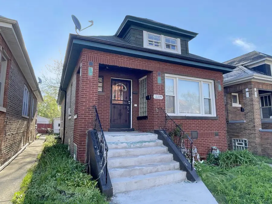 12239 S Parnell Avenue, Chicago, IL 60628 - #2
