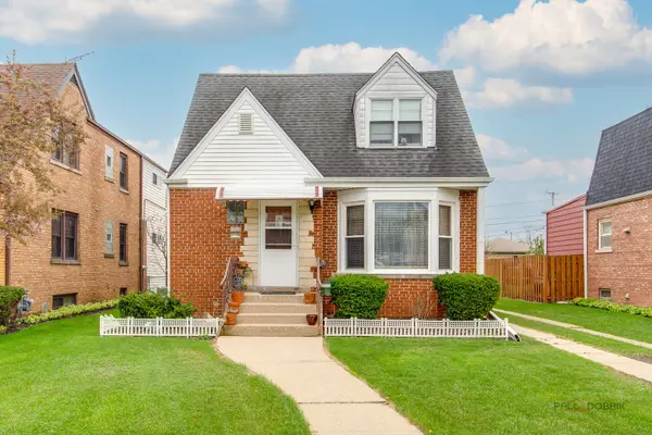 7523 W Cleveland Street, Niles, IL 60714