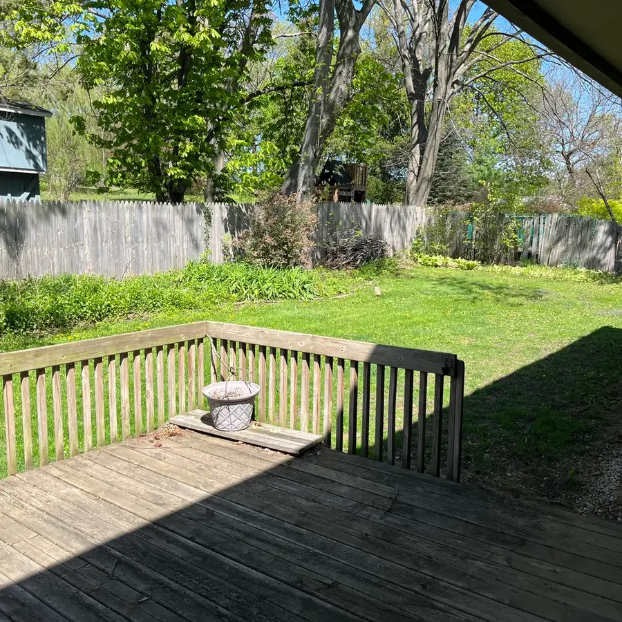 30974 N Milwaukee Avenue, Libertyville, IL 60048 - #3