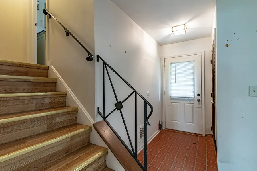 809 Thornton Lane, Buffalo Grove, IL 60089 - #3