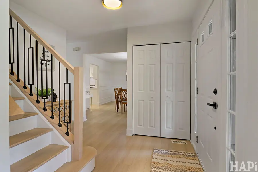 182 Montclair Road, Vernon Hills, IL 60061 - #3