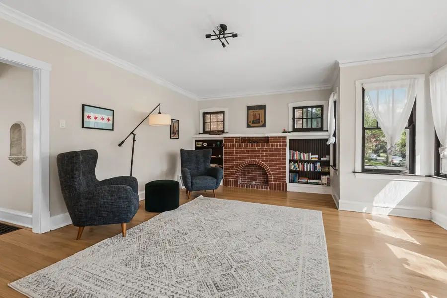 6506 N Maplewood Avenue, Chicago, IL 60645 - #3