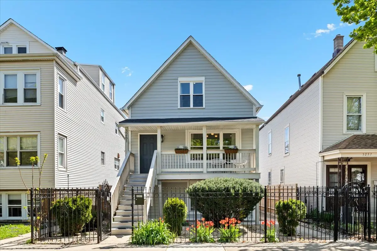 3261 N Central Park Avenue, Chicago, IL 60618 - #1