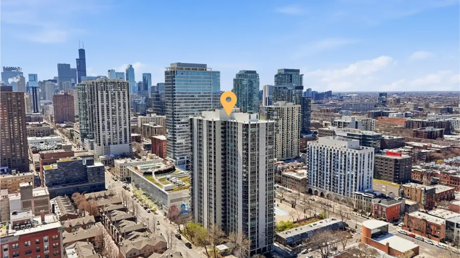 1255 N Sandburg Terrace #2906E, Chicago, IL 60610 - #3