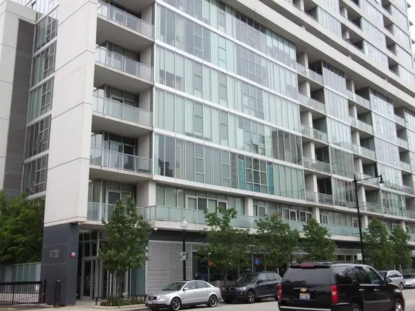 1720 S Michigan Avenue #811, Chicago, IL 60616