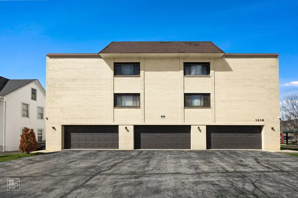 1258 Brown Street #303, Des Plaines, IL 60016