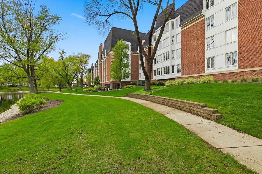 Address Withheld By Seller, Buffalo Grove, IL 60089 - #3