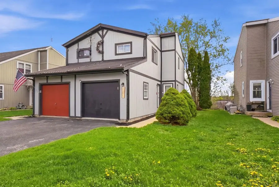 27W051 Cooley Avenue, Winfield, IL 60190 - #2