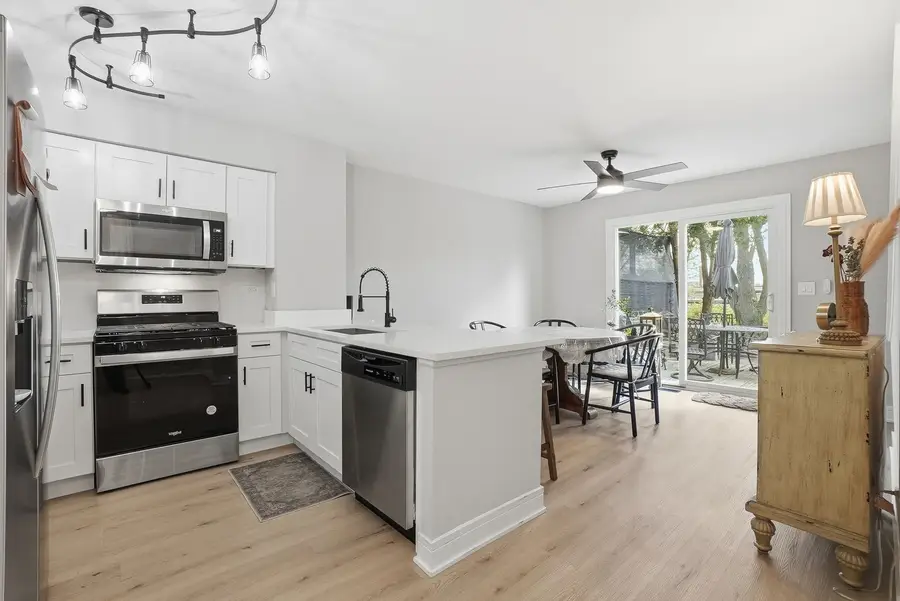 27W051 Cooley Avenue, Winfield, IL 60190 - #3