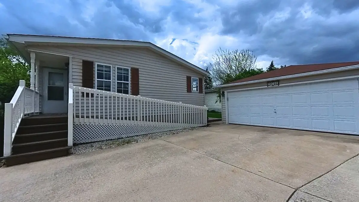22734 Ravisloe Lane, Frankfort, IL 60423 - #1