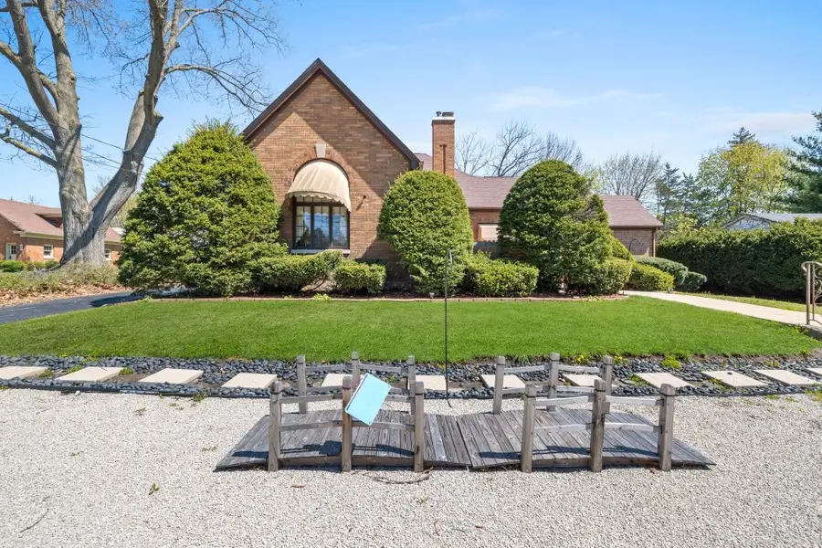 1125 Cedar Avenue, Elgin, IL 60120 - #2