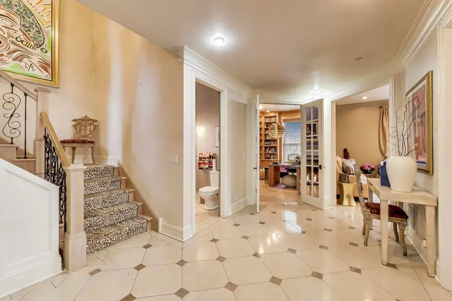 1919 S Prairie Avenue #3, Chicago, IL 60616 - #3