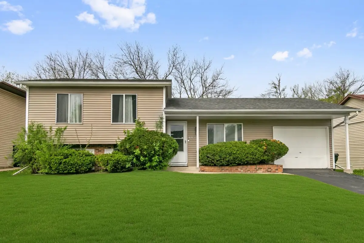 18200 Fountainbleau Drive, Hazel Crest, IL 60429 - #1