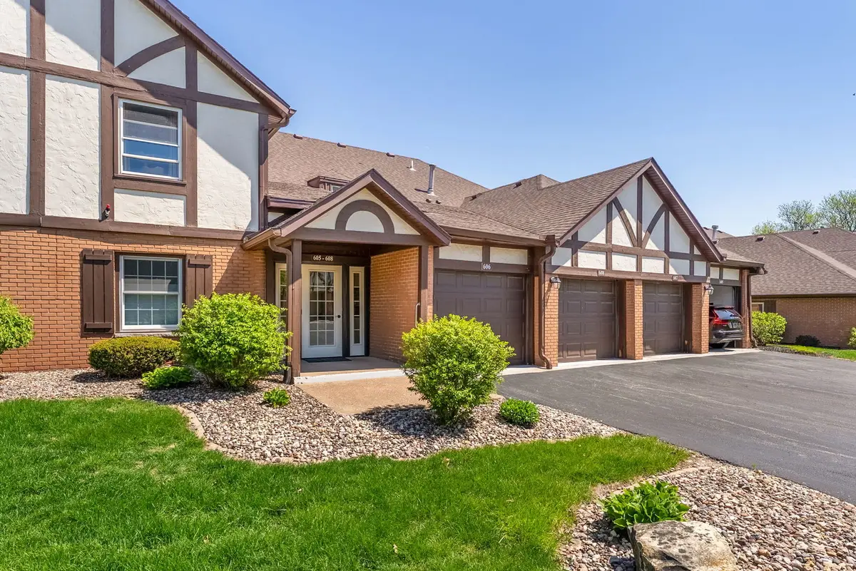 4150 E 60th Street #608, Davenport, IA 52807 - #1