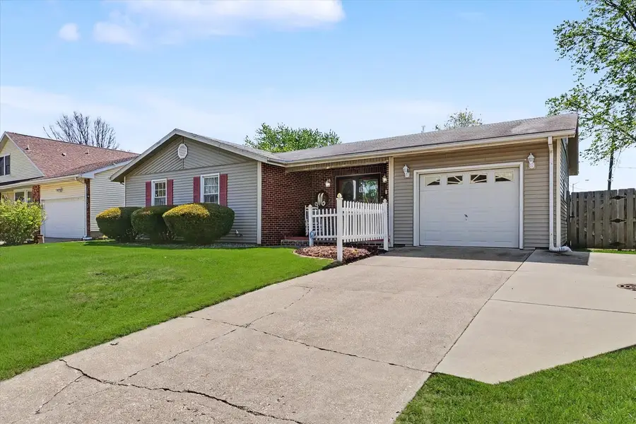 621 Broadmeadow Road, Rantoul, IL 61866 - #2