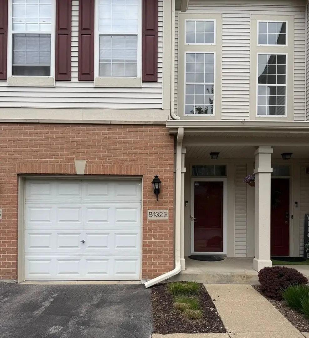 8132 Concord Lane #E, Justice, IL 60458 - #1