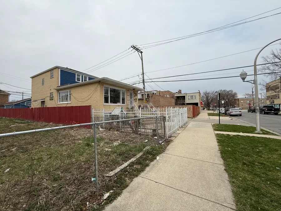 7116 S Artesian Avenue, Chicago, IL 60629 - #3