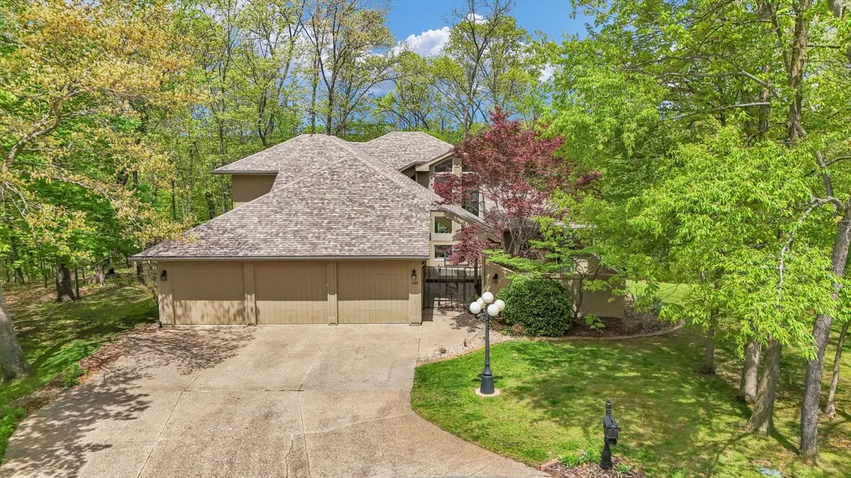 5353 Bailey Avenue, Clinton, IL 61727 - #1