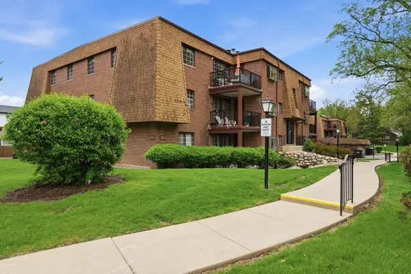 385 Duane Street #304, Glen Ellyn, IL 60137