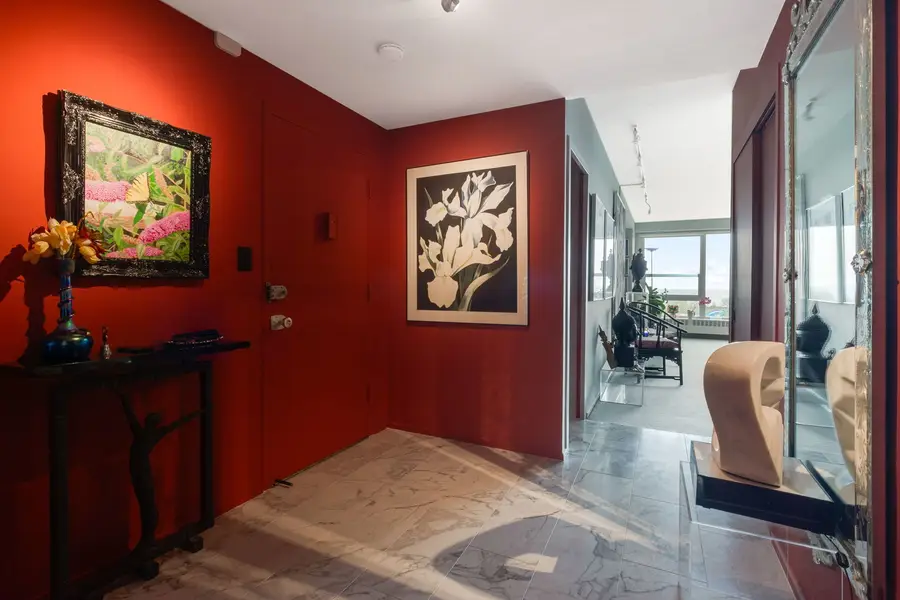 3180 N Lake Shore Drive #6E, Chicago, IL 60657 - #2