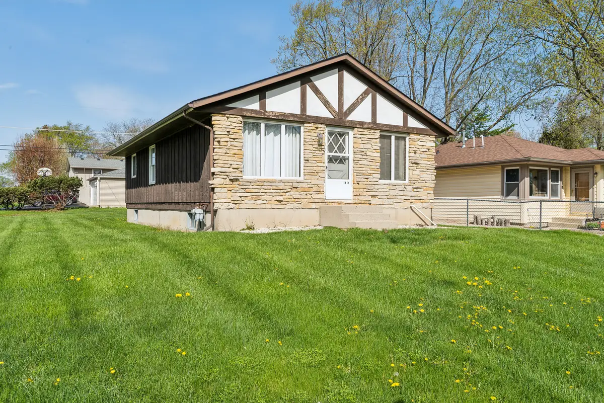 1414 North Avenue, Round Lake Beach, IL 60073 - #1