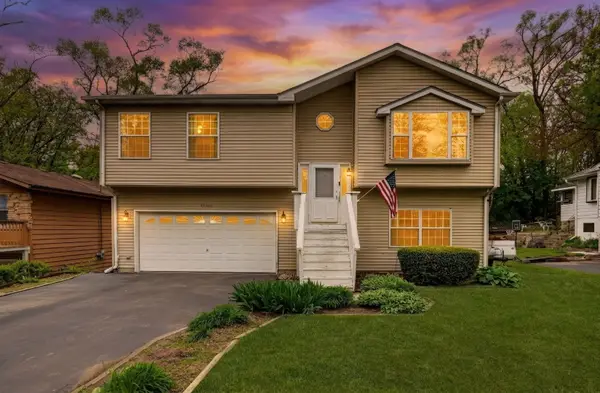 34782 N Oakside Avenue, Ingleside, IL 60041