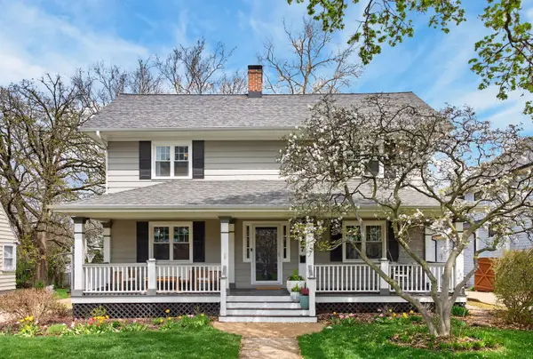 607 E Evergreen Street, Wheaton, IL 60187