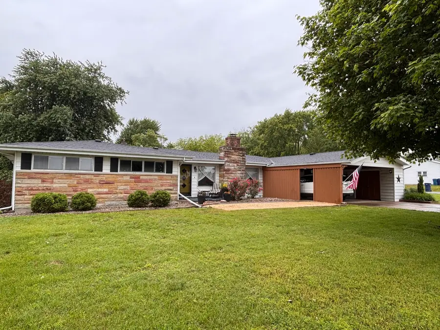 433 Stinson Drive, Mount Vernon, IL 62864 - #2